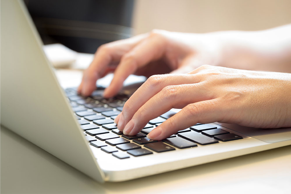 Online Typing Jobs – Best Options, Advantages, and More