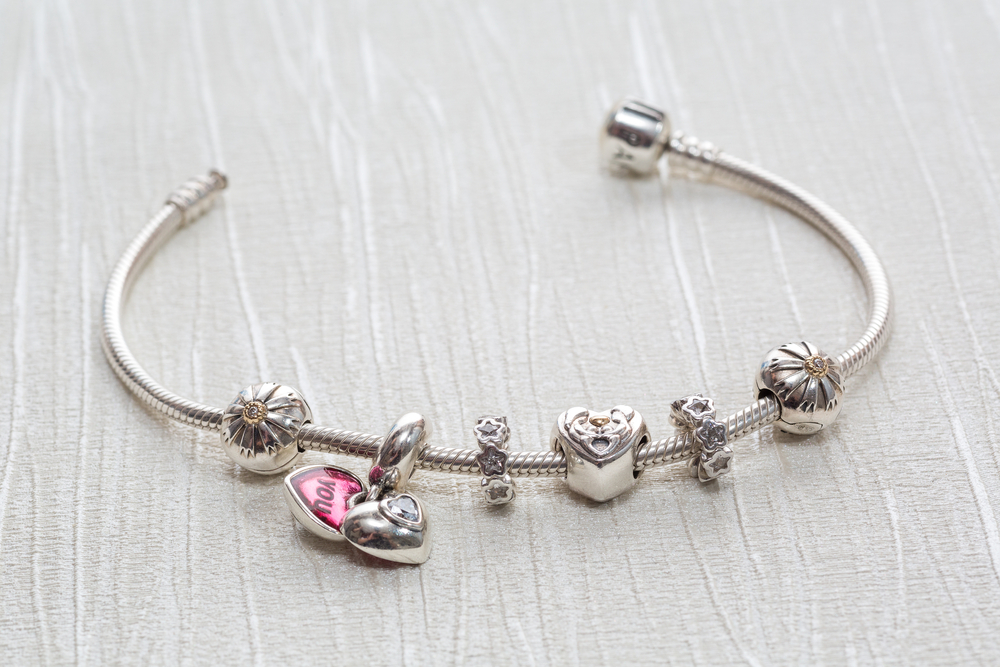 PANDORA – The Perfect Jewelry Store For Bracelets and Charms